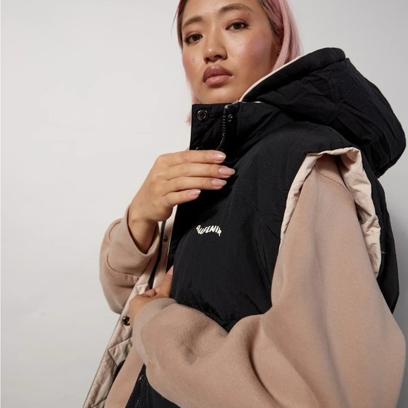 OVERSIZED REVERSIBLE PUFFER VEST - Picture 5 of 6